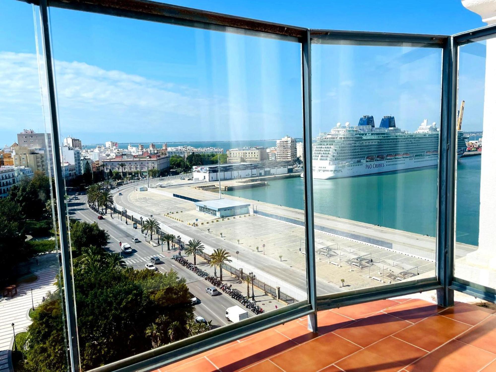 Skyline - Penthouse With 50M2 Private Terrace And Stunning Views Apartment Cadiz Exterior photo